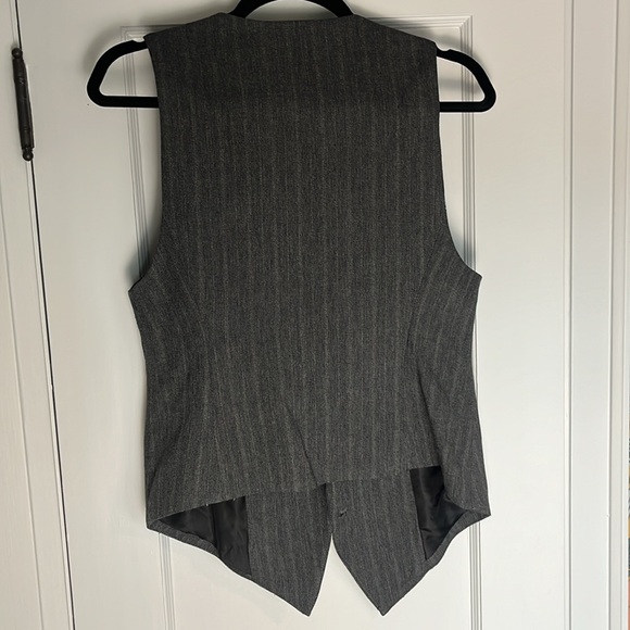 Zara vest - Picture 2 of 3